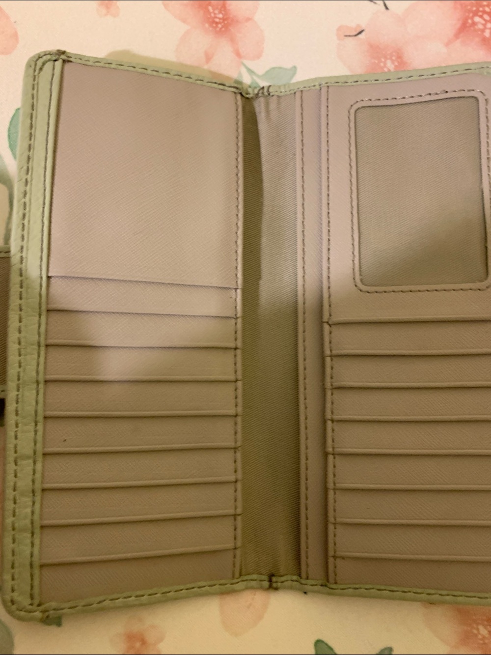 Fossil Light Mint Pebbled Leather Wallet with Gold Logo - Picture 3 of 5